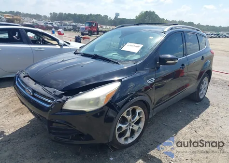 2016 Ford Escape Titanium z USA, uszkodzony, nr VIN 1FMCU0JX9GUB65914